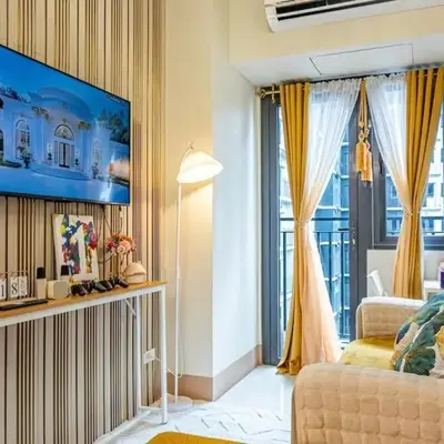 1BR Near MOA Balcony & Wi-Fi
