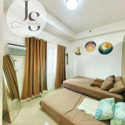 Staycation near MOA