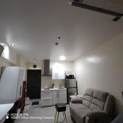 Sozy Cozy Knightsbridge Residences 1