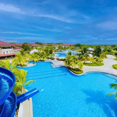 Aquamira Hotel & Resort