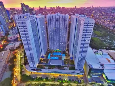 an aerial view of a large building in a city at Condotel @JAZZ Residences in Manila