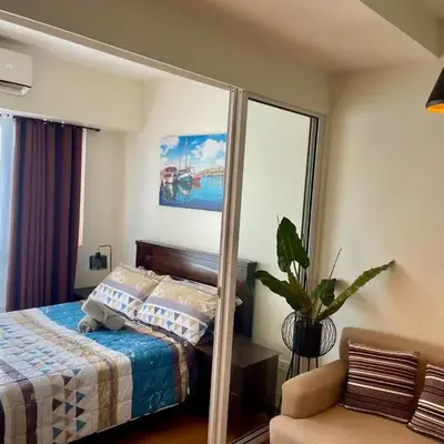 Great 1BR Aqua Livingstone with Netflix
