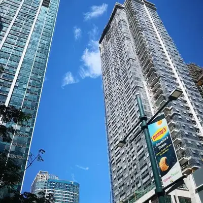 ONE UPTOWN （BGC）