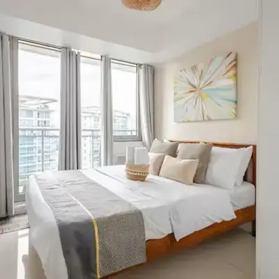 Sabrina'sCrib Apartment 2BR by Azure Residences Near Manila International Airport