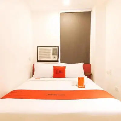 RedDoorz Plus at MM Hotel Las Pinas former RedDoorz Plus Near Bamboo Organ
