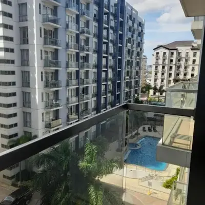 One Palm Tree Villas-Kenzie Place Terminal 3 Airport