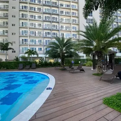 A Cozy 1 Bedroom Unit with a Parking at South Residences SM Southmall