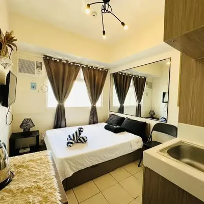 Great View@Fully Equipped Condo w/ WiFi NETFLIX @the Metro
