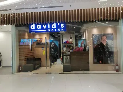 a display window of a clothing store in a mall at Apad@graceresidences nr BGC in Manila