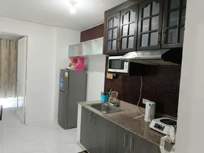 Gallery image of One Bedroom Condo with Balcony & Pool - Carosa Staycation in Manila