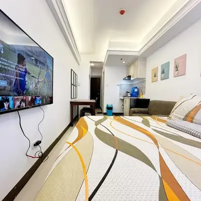King Bed Suite at Pine Crest #T3-439 near Mall