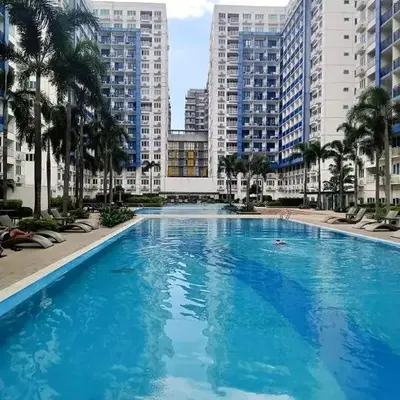 Lyndon at Sea Residences