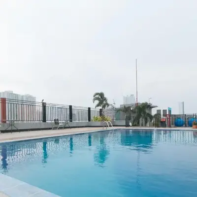 RedDoorz @ Melbourne Suites Makati