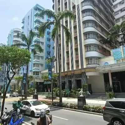 101 Newport Boulevard near NAIA Terminal 3
