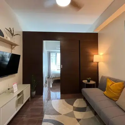 Hygge home with Ayala CBD Makati view! NEW!