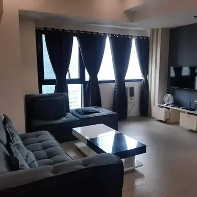 Spacious 2 Bedroom Unit with Pool