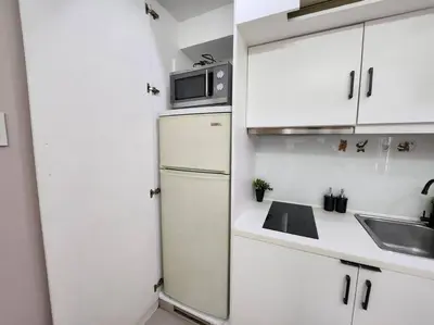 Gallery image of Enjoy BGC Sunset and Golf Course View 2 BR Loft with 100mbps Internet Connection in Manila