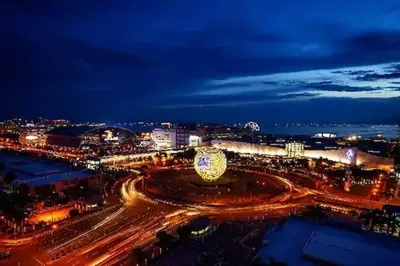 Gallery image of P00L Fr0nt with Balc0ny - New C0nd0 at Shore 2 MALL of ASIA in Manila