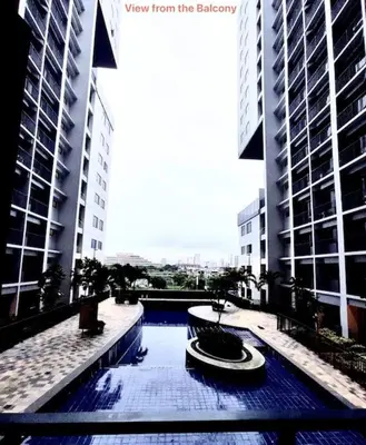 Gallery image of MALL Of ASIA-P00L Fr0nt- NEW 1 BR Condo with Balc0ny at Sh0re2 in Manila