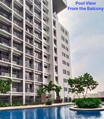 Gallery image of MALL Of ASIA-P00L Fr0nt- NEW 1 BR Condo with Balc0ny at Sh0re2 in Manila