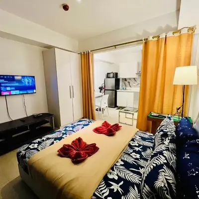 Scr AzureINetflixIBalconyIGames