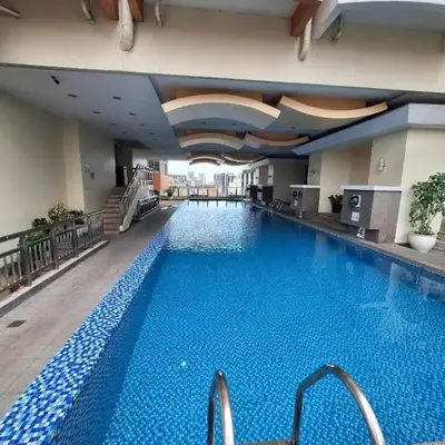 BirchTower Studio Condo with Balcony & Pool - Carosa Staycation