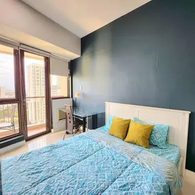Nice and Cozy Studio near Greenbelt Makati with Balcony